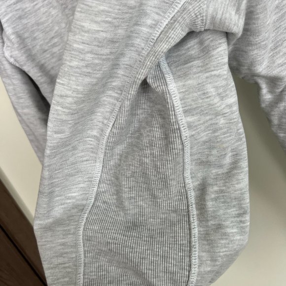 Top Man Grey Crew Neck - Picture 3 of 4